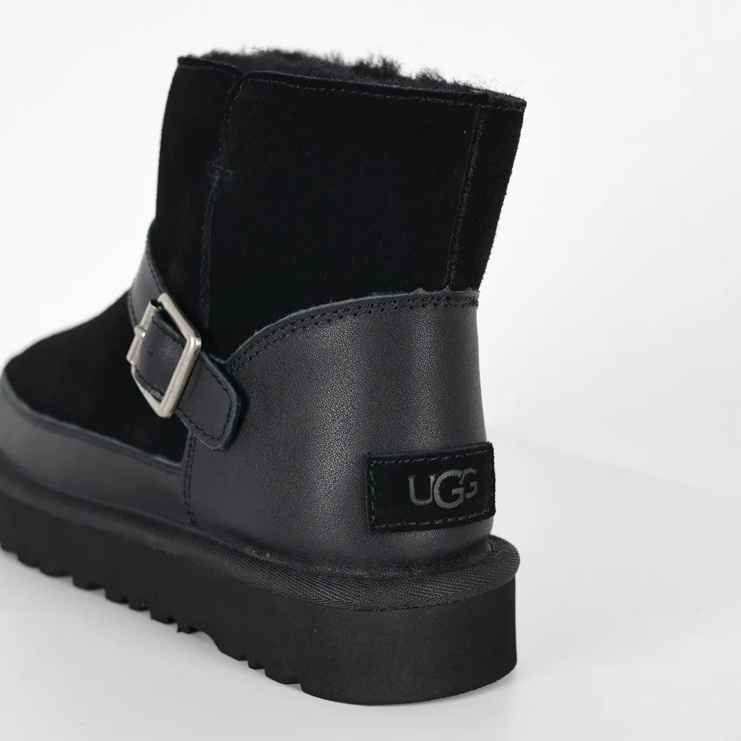 Copywriting price 💰600 The core recommendation is good price. The platform’s foreign trade is exclusively for UGG Classic women’s snow boots 1174512. Produced by the ten-year-old brand shoemaking factory production line. Pay attention to every detail. Longfeng A-grade genuine sheep fur is integrated. It is built in full compliance with the ZP process. Size: 35 36 37 38 39 40